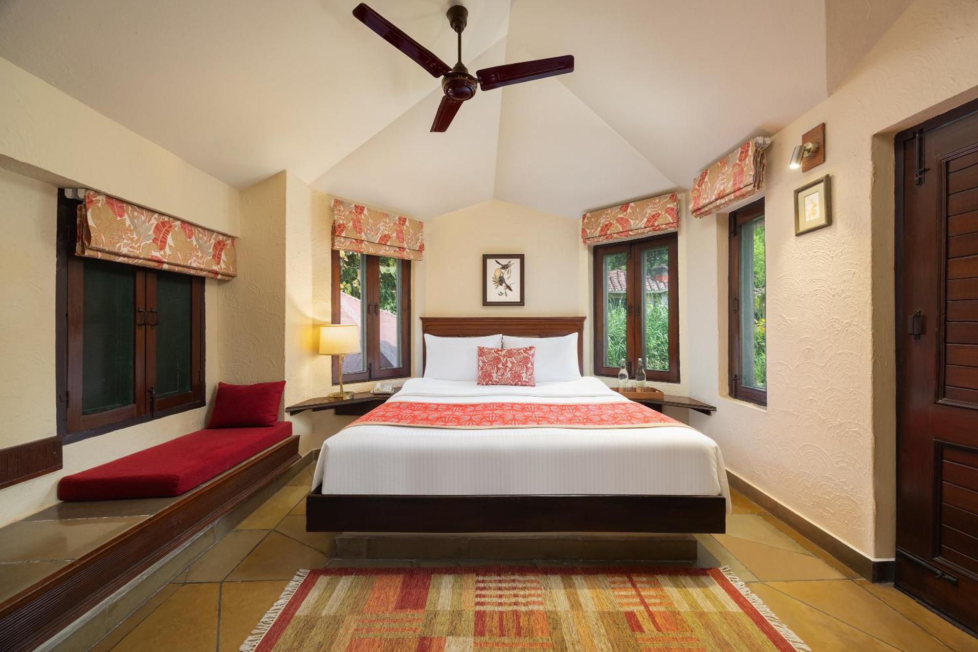The Riverview Retreat Corbett By Leisure Hotels Garjia Exterior photo